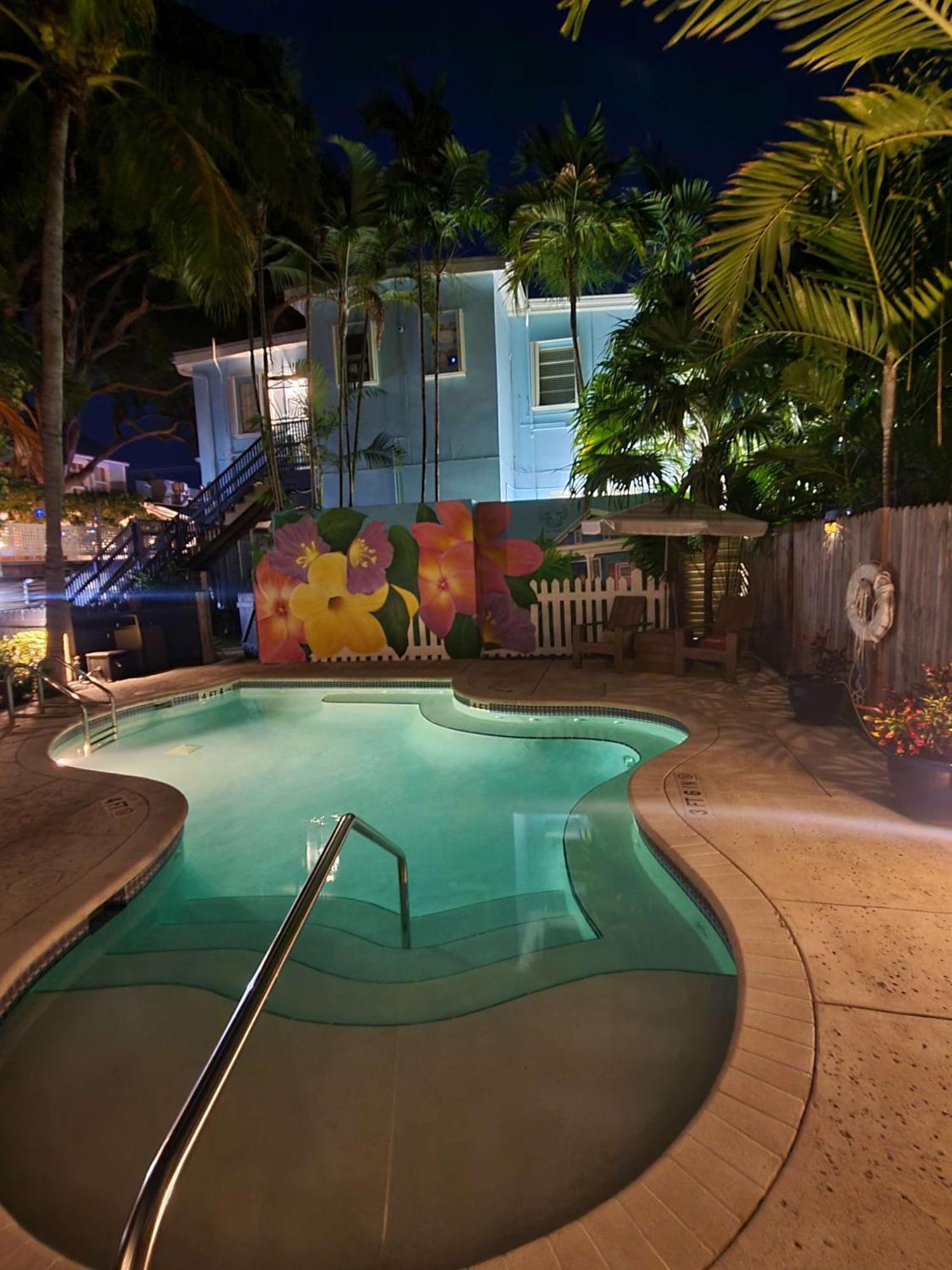 Duval Street Suite W Parking And Pool Cayo Hueso Exterior foto